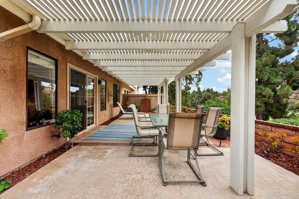 4233 Los Padres Drive Fallbrook, CA 92028