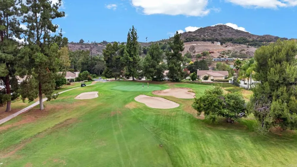 4233 Los Padres Drive Fallbrook, CA 92028