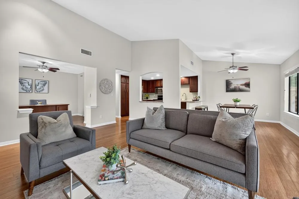 4233 Los Padres Drive Fallbrook, CA 92028