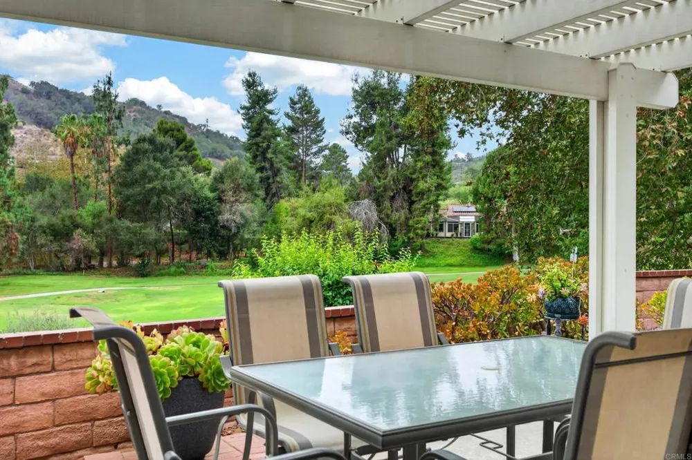 4233 Los Padres Drive Fallbrook, CA 92028