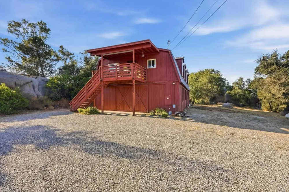 16960 Whirlwind Lane Ramona, CA 92065