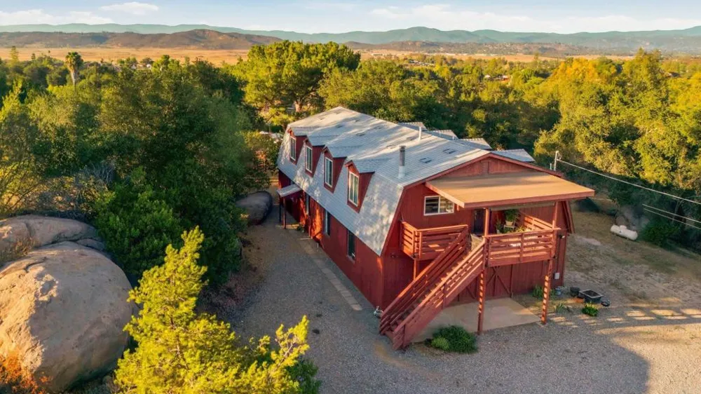 16960 Whirlwind Lane Ramona, CA 92065