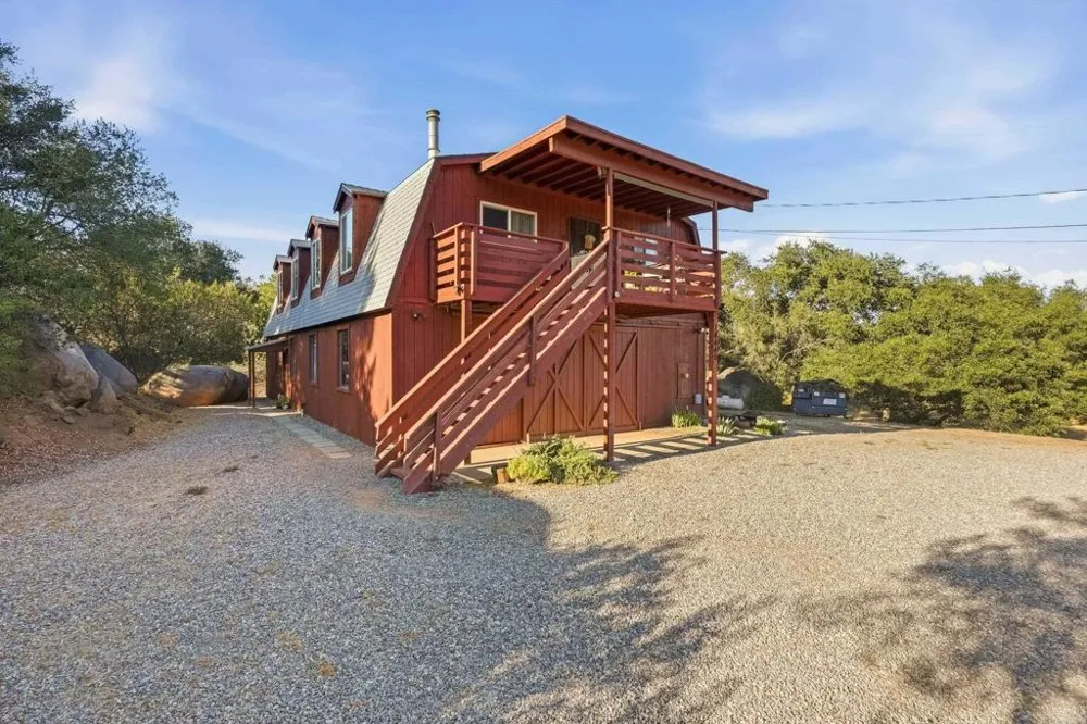 16960 Whirlwind Lane Ramona, CA 92065