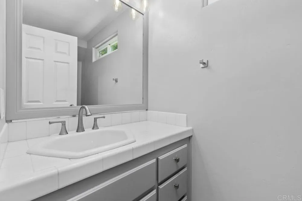 4878 Marathon Way Oceanside, CA 92056