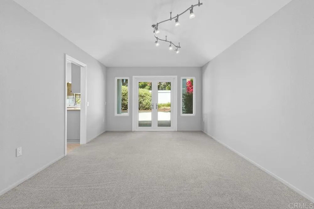 4878 Marathon Way Oceanside, CA 92056