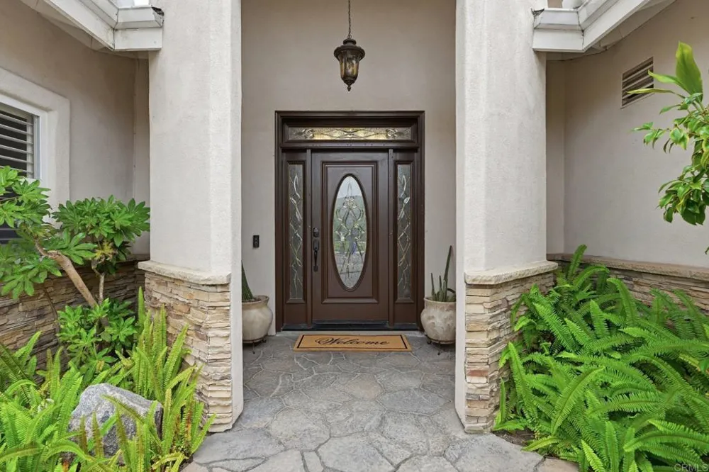 6532 Corintia St Carlsbad, CA 92009