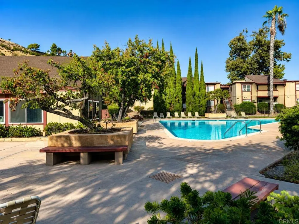 5473 Adobe Falls Rd- #16 San Diego, CA 92120