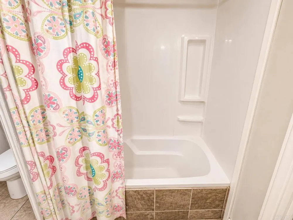 5473 Adobe Falls Rd- #16 San Diego, CA 92120