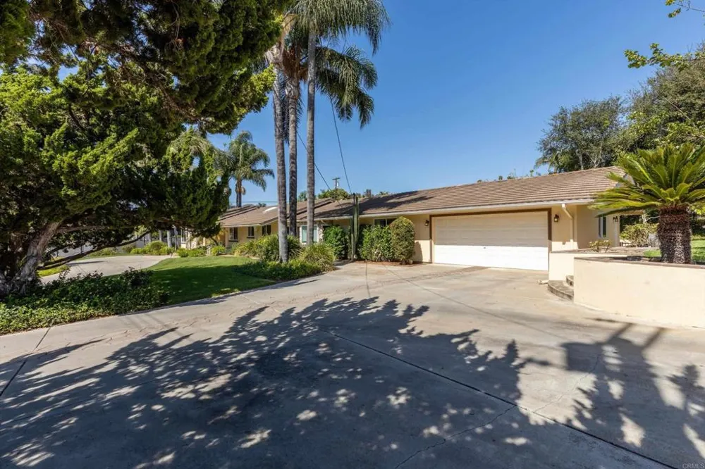 2125 Walnut Lane Vista, CA 92084