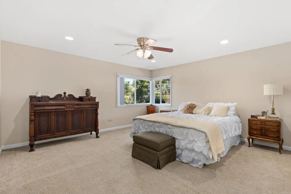 2125 Walnut Lane Vista, CA 92084