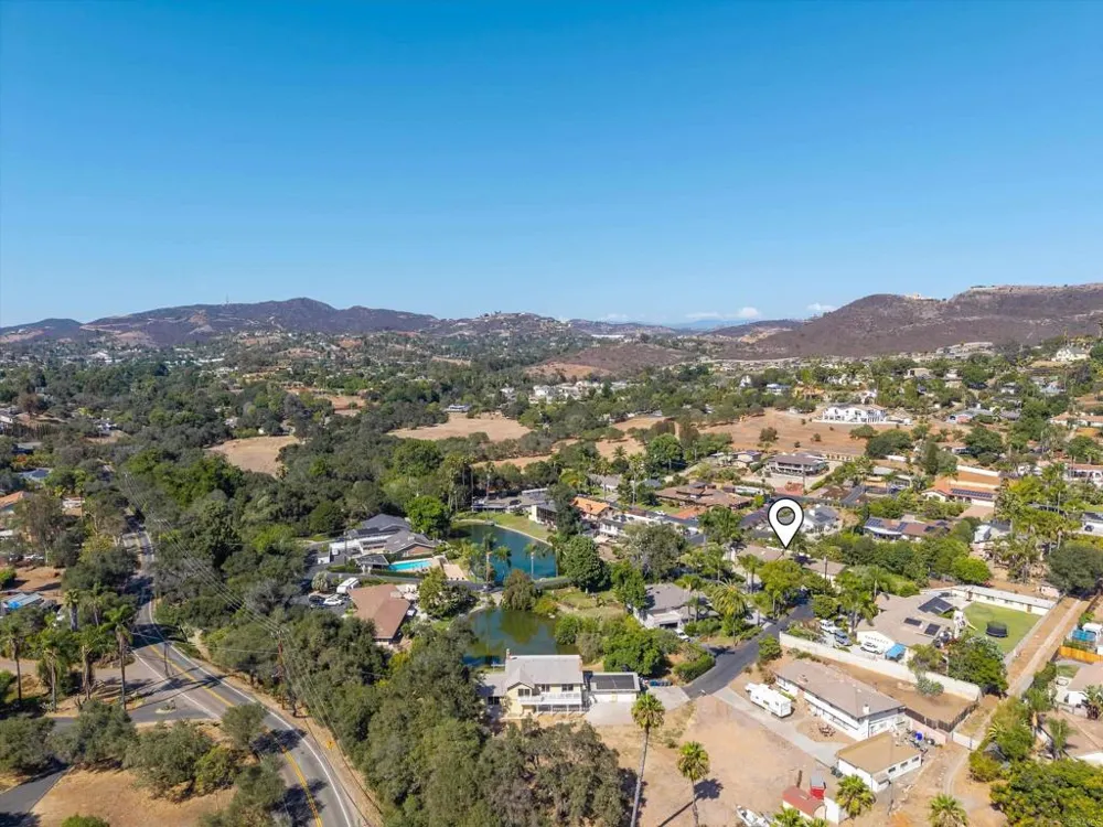 2125 Walnut Lane Vista, CA 92084