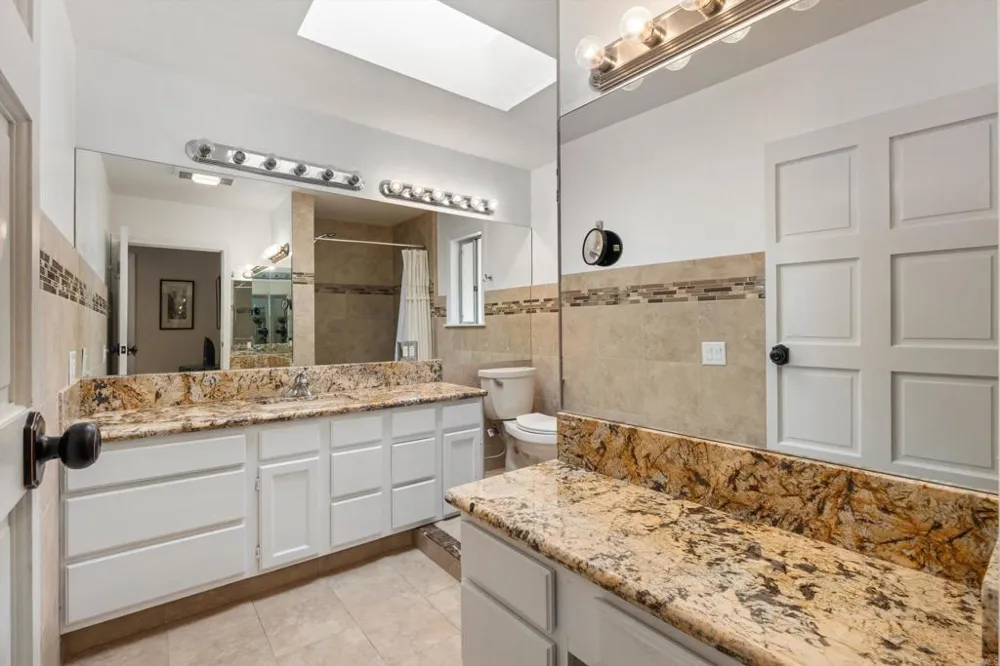 2125 Walnut Lane Vista, CA 92084