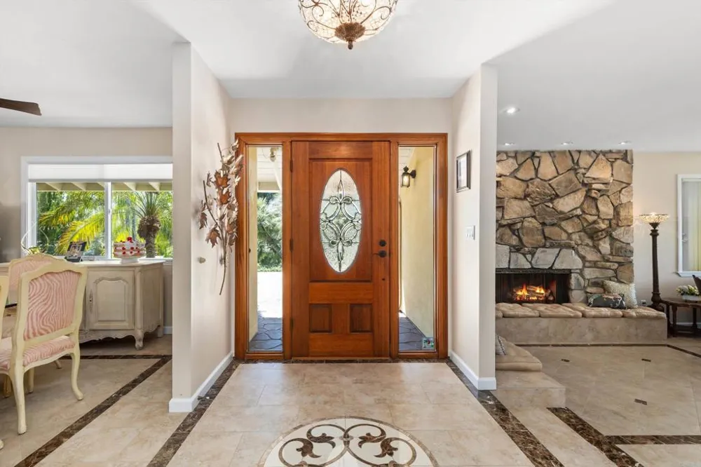 2125 Walnut Lane Vista, CA 92084