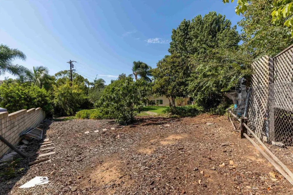 2125 Walnut Lane Vista, CA 92084