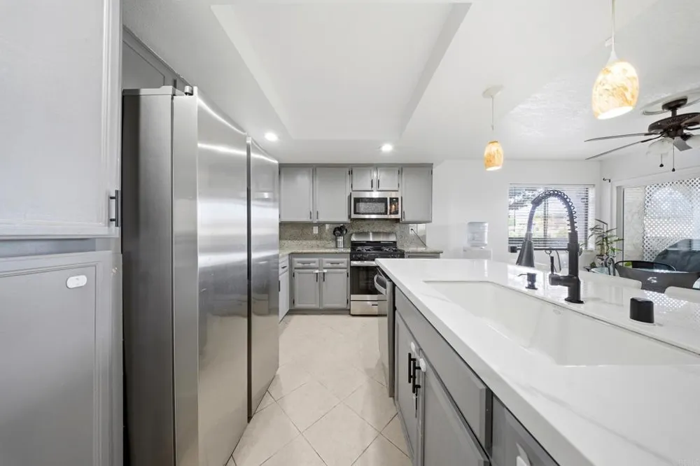 341 Melrose Drive Vista, CA 92083