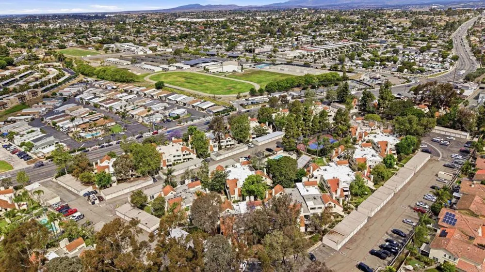 341 Melrose Drive Vista, CA 92083