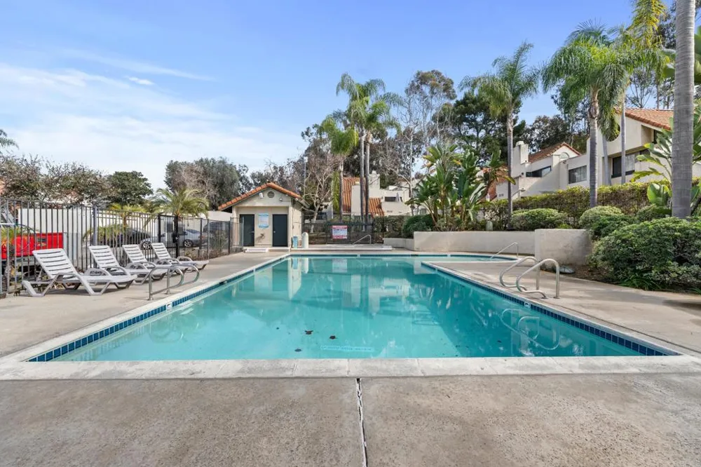341 Melrose Drive Vista, CA 92083