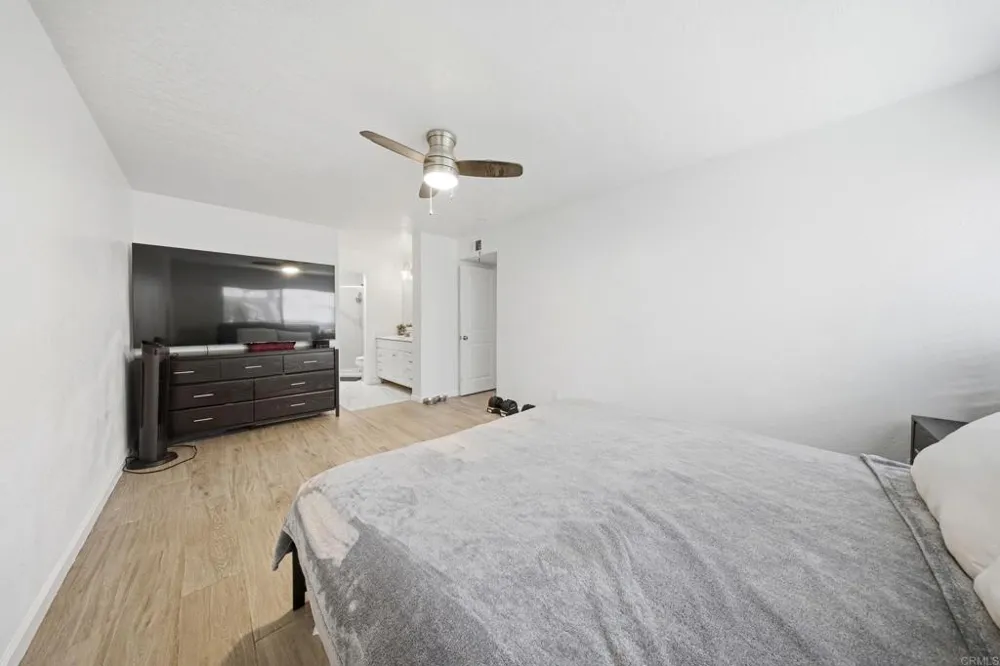 341 Melrose Drive Vista, CA 92083