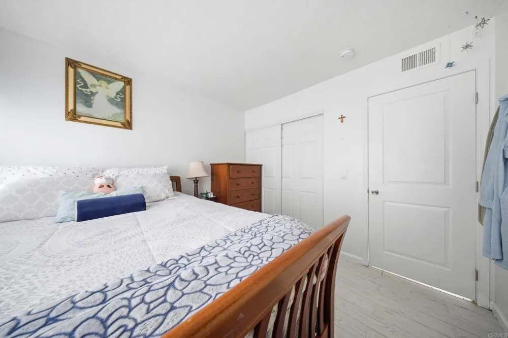 341 Melrose Drive Vista, CA 92083