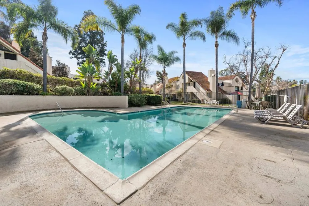 341 Melrose Drive Vista, CA 92083