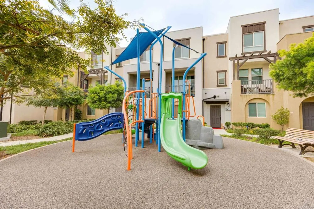 2227 Solara Lane Vista, CA 92081