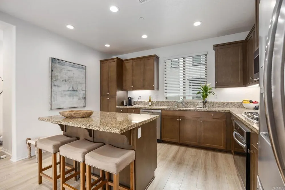 2227 Solara Lane Vista, CA 92081