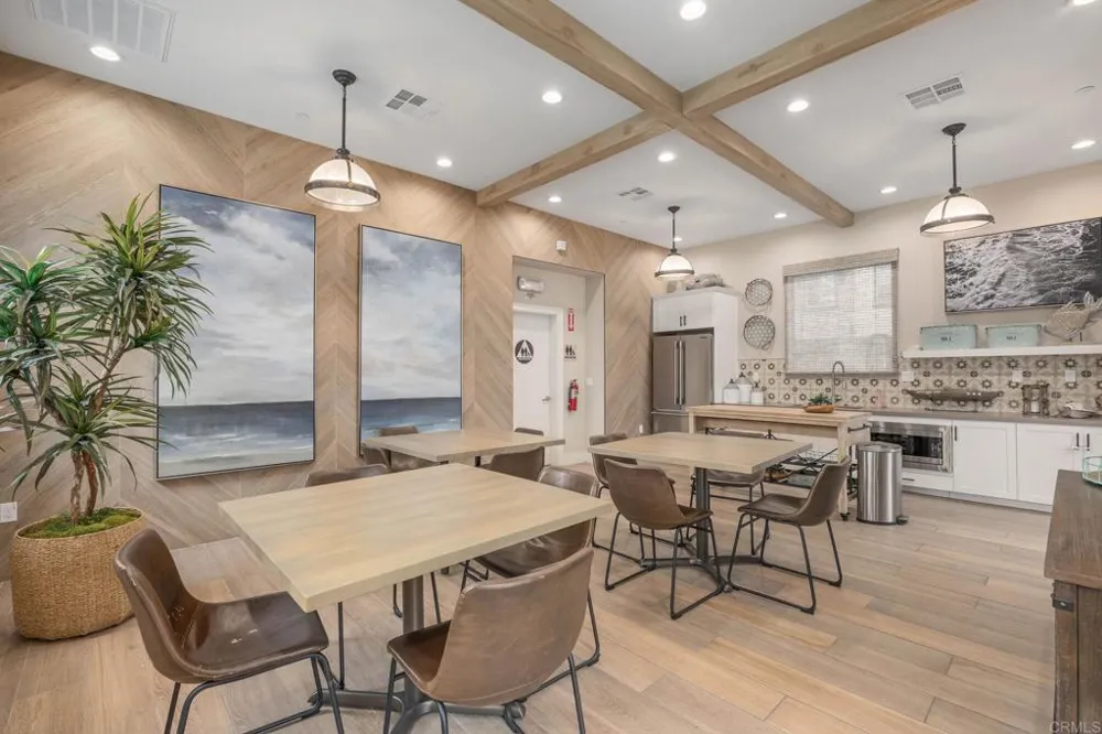 2227 Solara Lane Vista, CA 92081