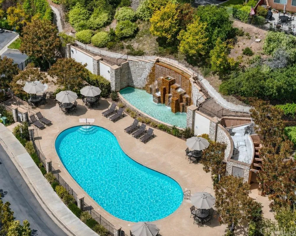 1227 Ave San Marcos, CA 92078