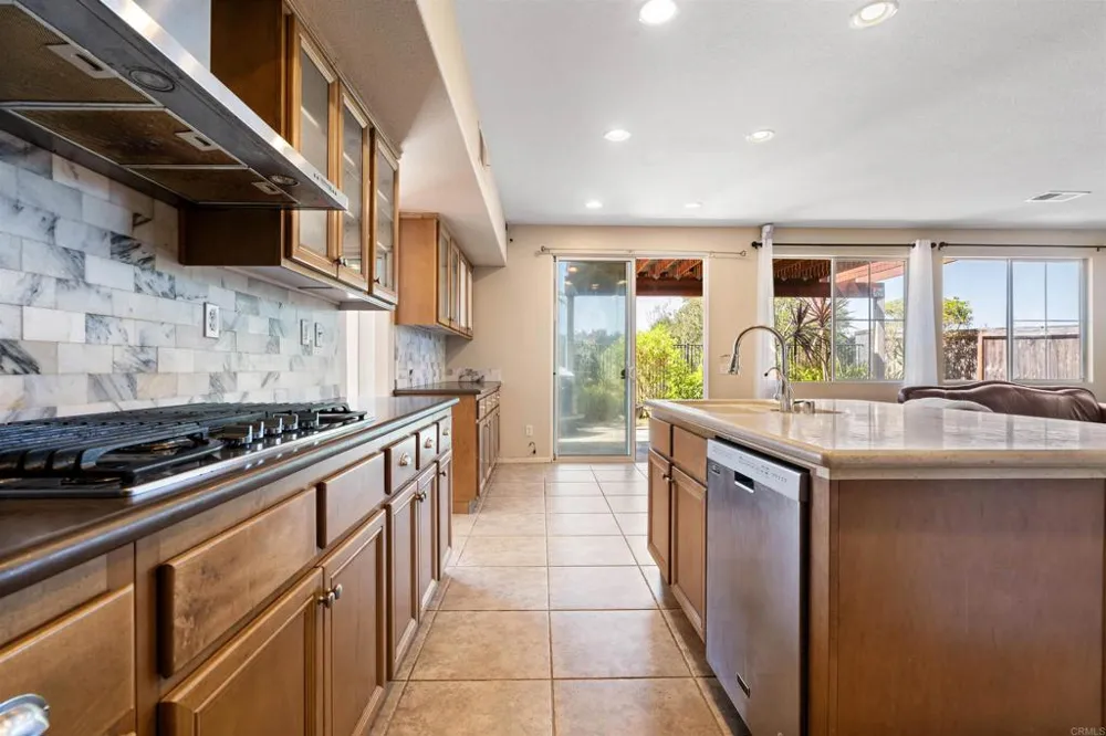 5276 Willow Walk Oceanside, CA 92057