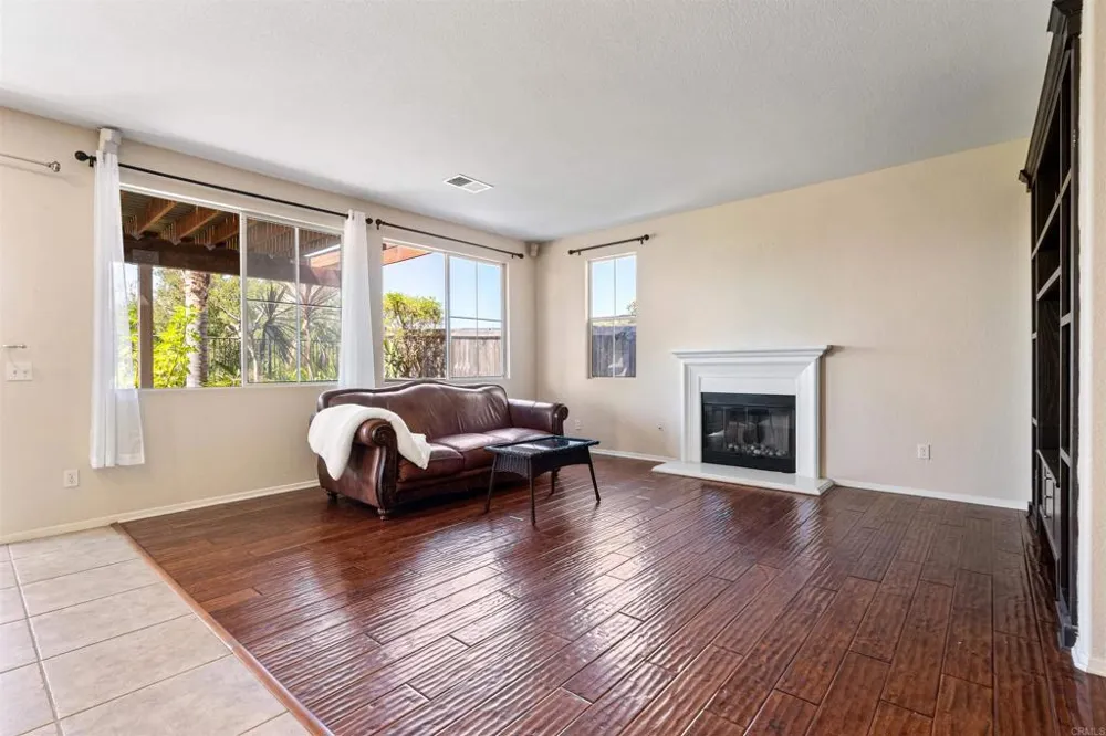 5276 Willow Walk Oceanside, CA 92057