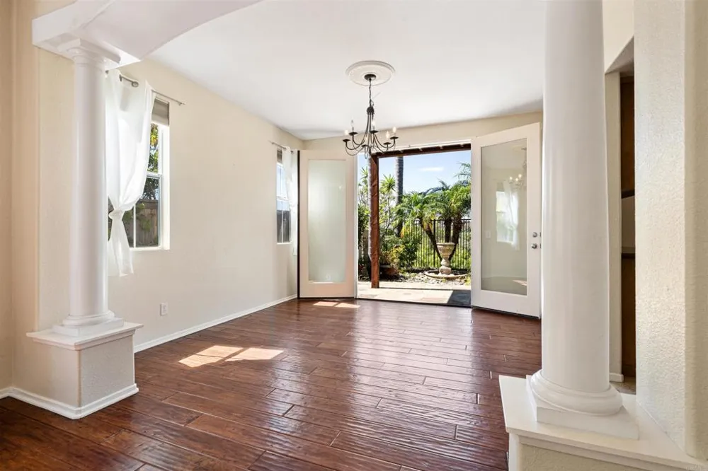 5276 Willow Walk Oceanside, CA 92057
