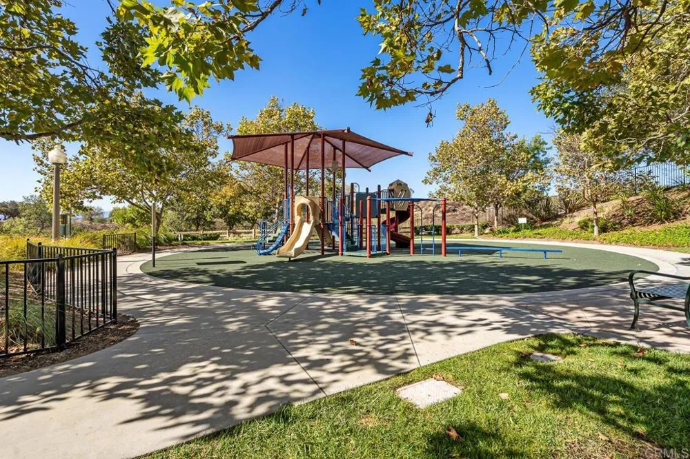 5276 Willow Walk Oceanside, CA 92057