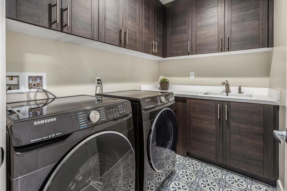 3080 Marron Road Carlsbad, CA 92010