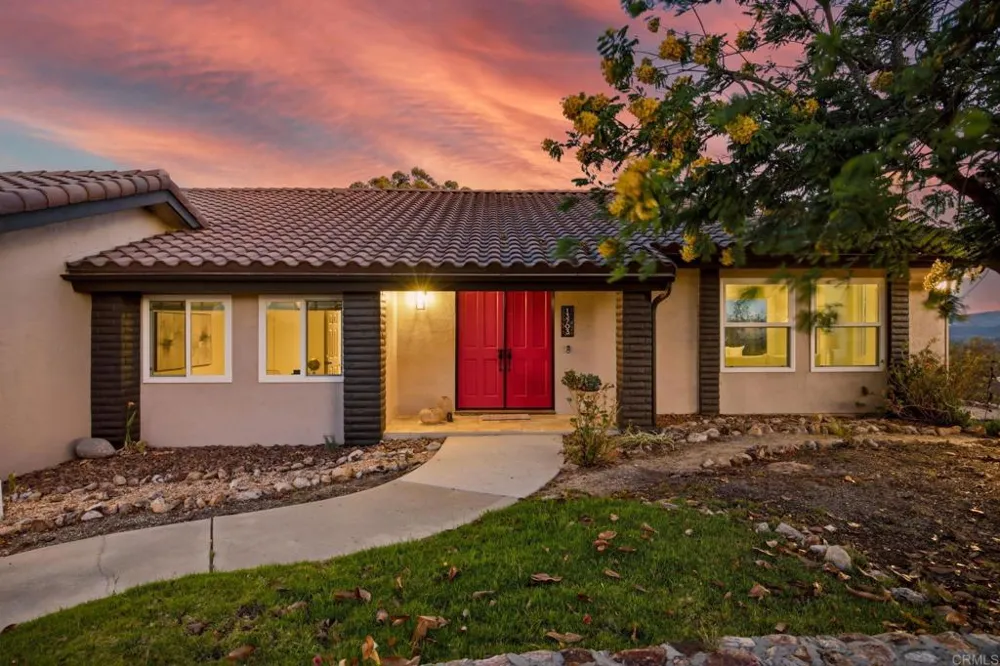 13703 Little Pond Road Valley Center, CA 92082