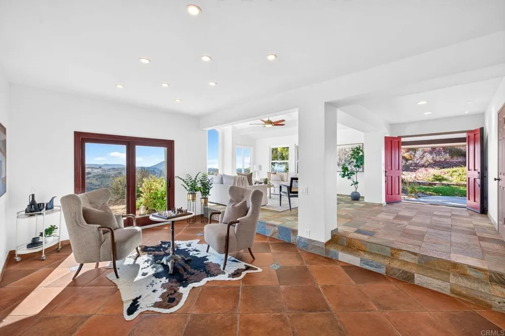 13703 Little Pond Road Valley Center, CA 92082