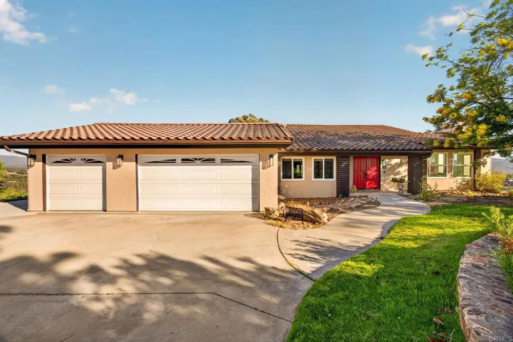 13703 Little Pond Road Valley Center, CA 92082