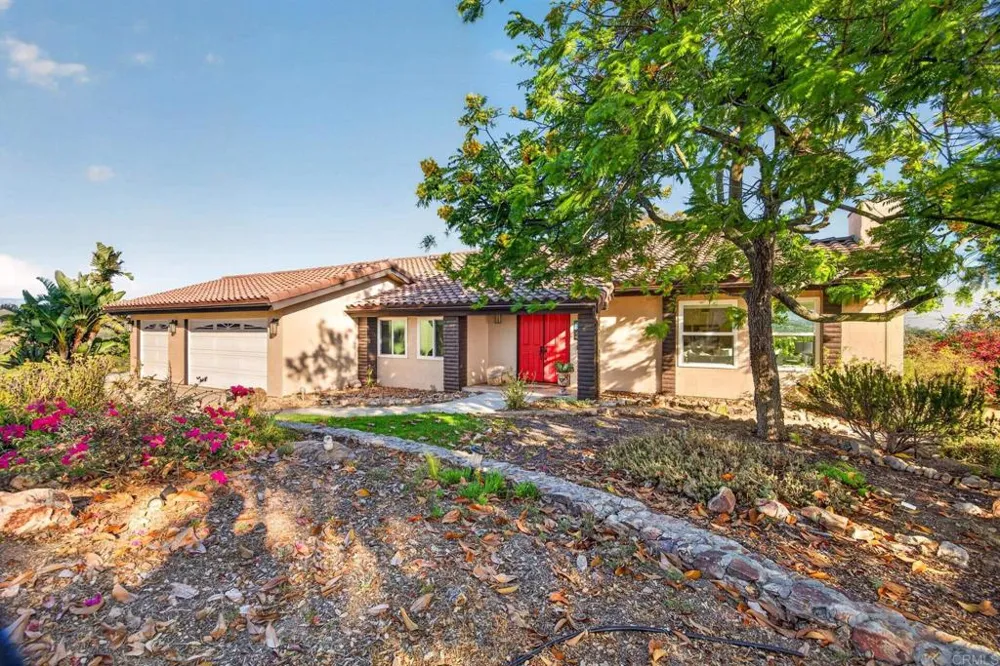 13703 Little Pond Road Valley Center, CA 92082