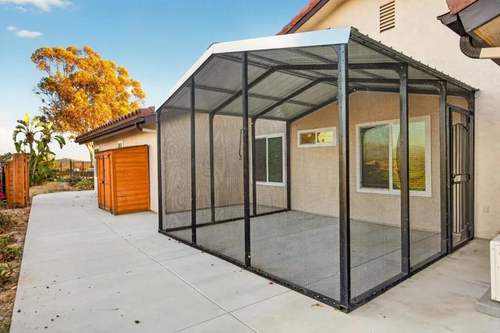13703 Little Pond Road Valley Center, CA 92082