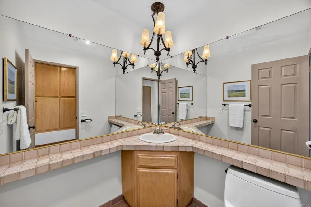 13703 Little Pond Road Valley Center, CA 92082