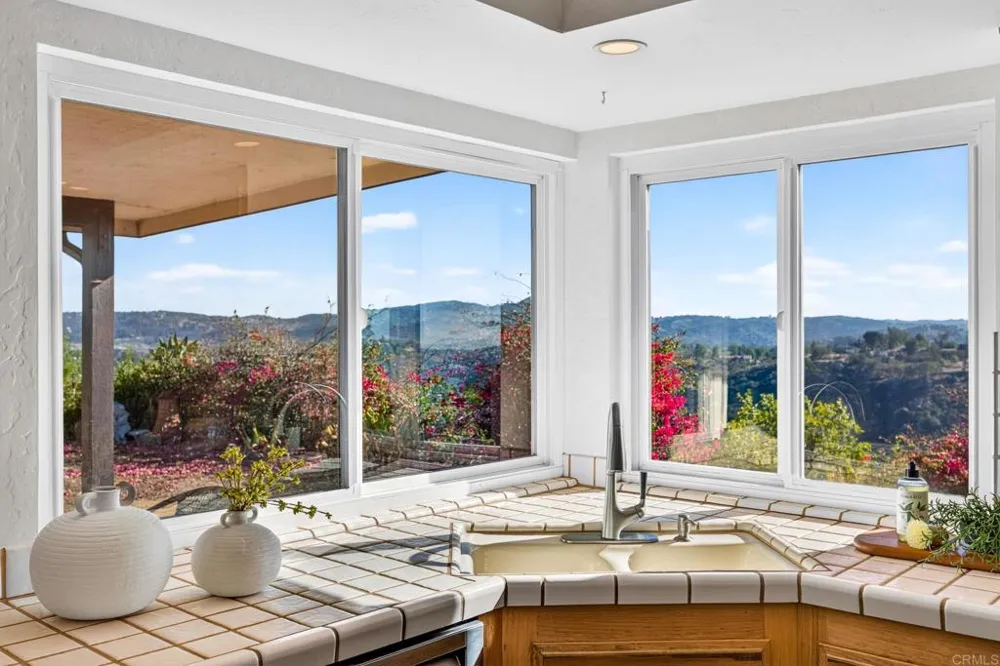 13703 Little Pond Road Valley Center, CA 92082