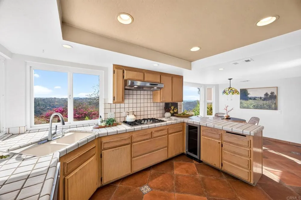 13703 Little Pond Road Valley Center, CA 92082