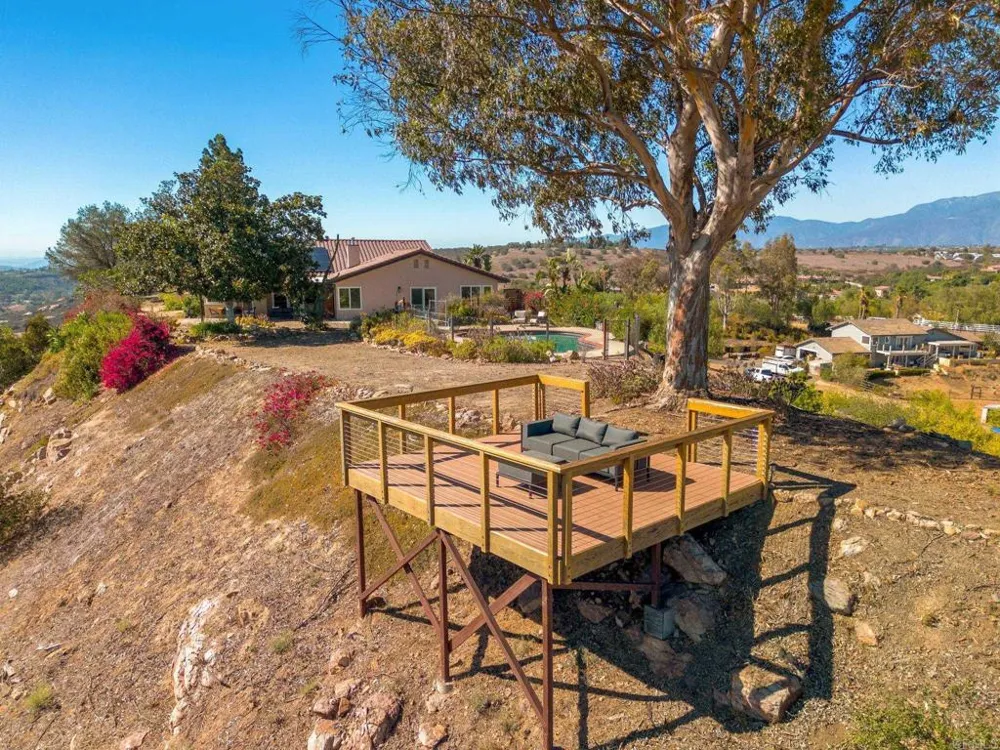 13703 Little Pond Road Valley Center, CA 92082