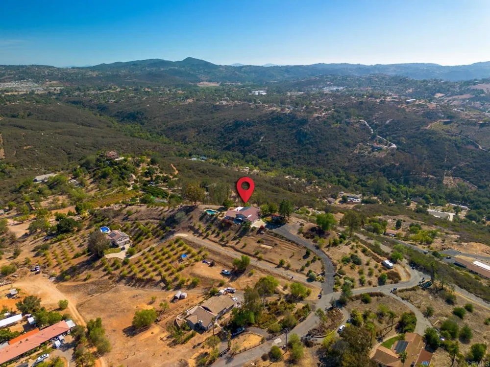 13703 Little Pond Road Valley Center, CA 92082