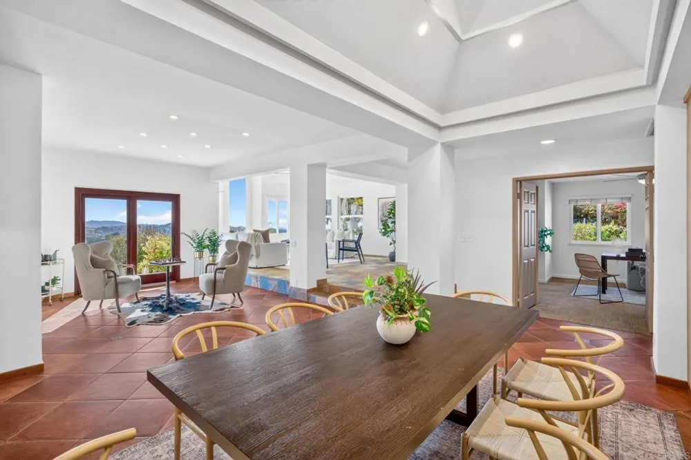 13703 Little Pond Road Valley Center, CA 92082