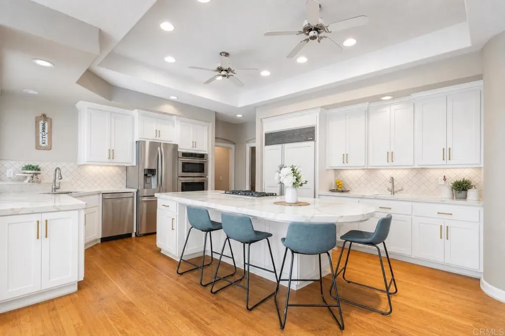 4327 Hollyhill Road Vista, CA 92084