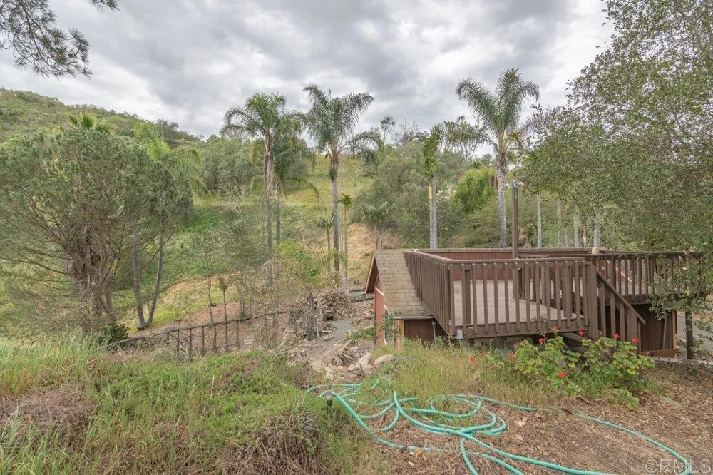 4327 Hollyhill Road Vista, CA 92084