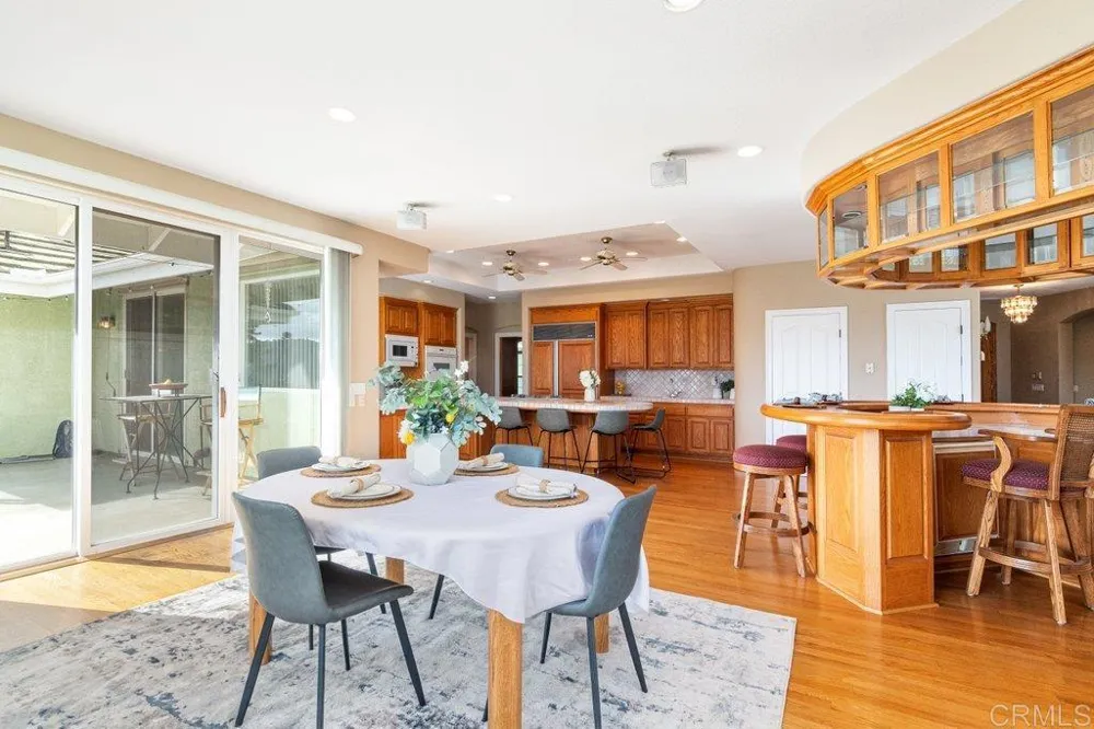 4327 Hollyhill Road Vista, CA 92084