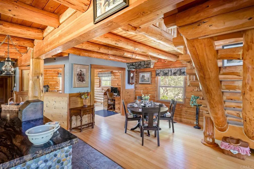 17552 S Mesa Drive Pauma Valley, CA 92061