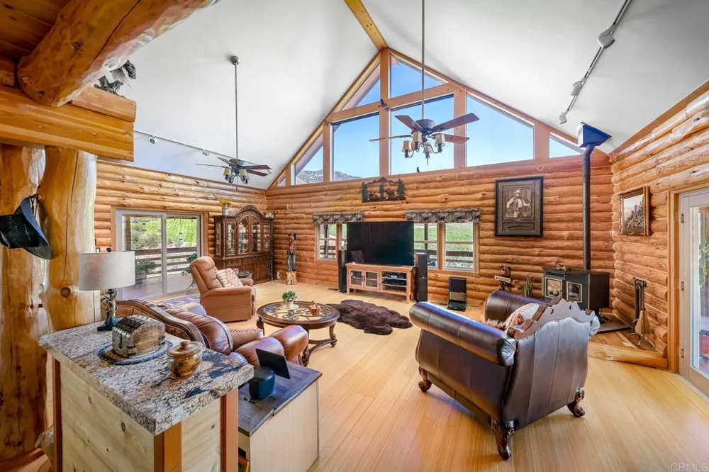 17552 S Mesa Drive Pauma Valley, CA 92061