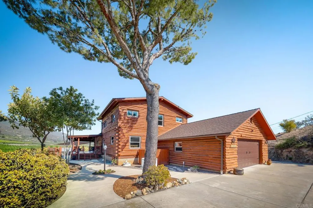 17552 S Mesa Drive Pauma Valley, CA 92061